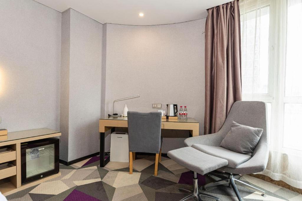 Lavande Hotel Nanchang Ai XI Hu Subway East Station Branch Экстерьер фото
