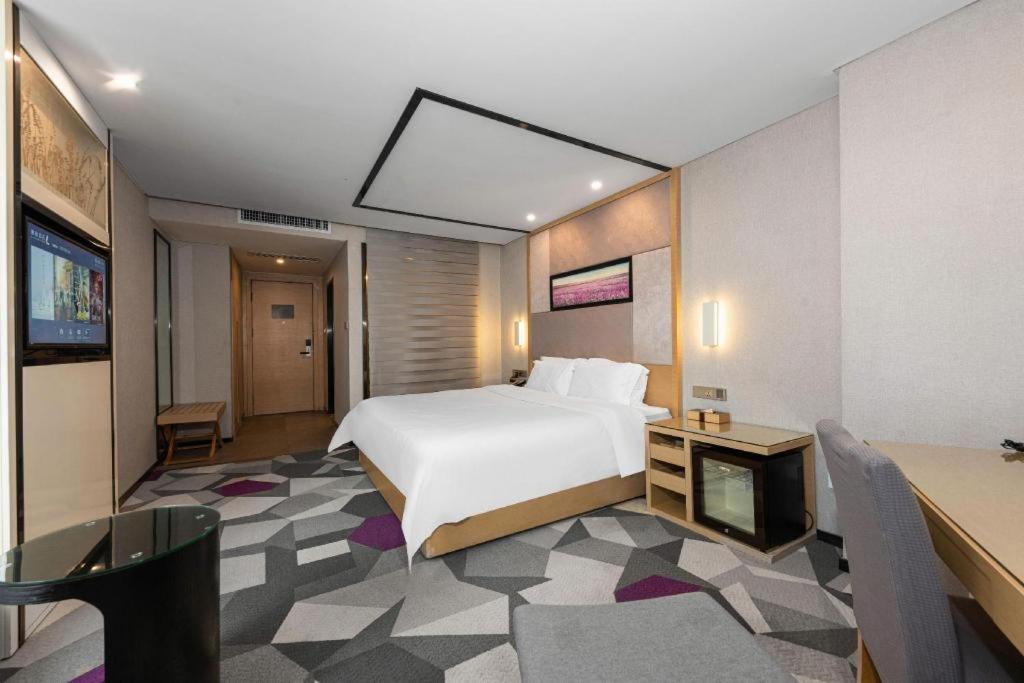 Lavande Hotel Nanchang Ai XI Hu Subway East Station Branch Экстерьер фото