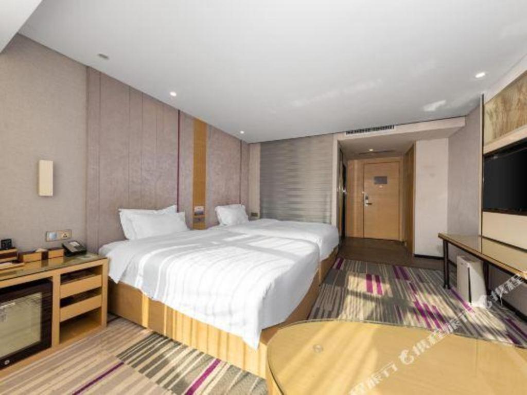Lavande Hotel Nanchang Ai XI Hu Subway East Station Branch Экстерьер фото